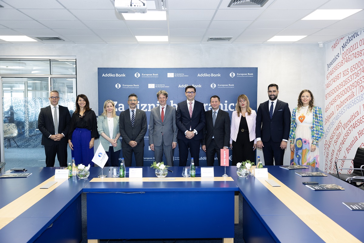 Naslovna Fotografija